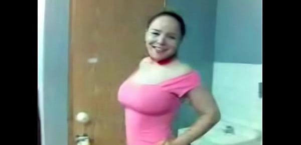  Hermosa chica mexicana bailando streptease parte 2